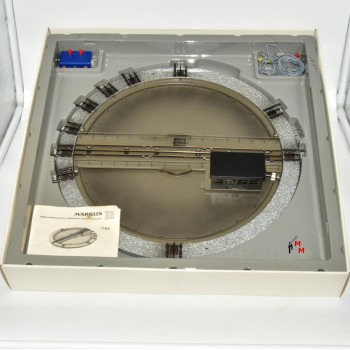 Märklin 7186.2 Drehscheibe mit Maschinenhaus, (99095)