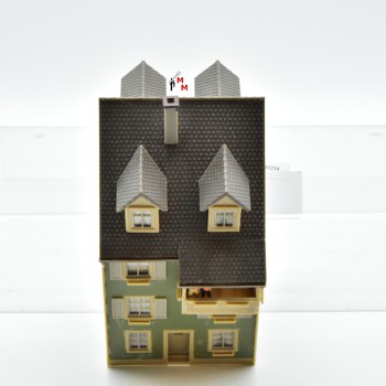 Faller 130414.1 Set "2 Stadthäuser", daraus ein Haus,, fertig gebaut, (99294)
