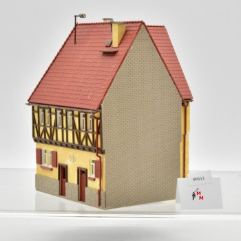 Vollmer 43645 Eckhaus "Gasthaus Lamm", fertig gebaut, (99440)