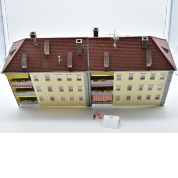 Faller 130442 "Wohnblock", fertig gebaut, (99314)