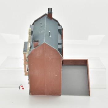 Faller 130915.4 Häuserzeile "Goethestrasse", Haus Nr. 4, fertig gebaut, (99333)