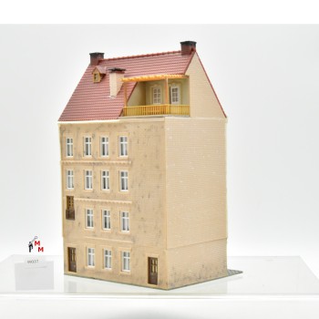 Faller 130448 Stadthaus "Allianz + Tee & Gewürze", fertig gebaut, (99337/99709)