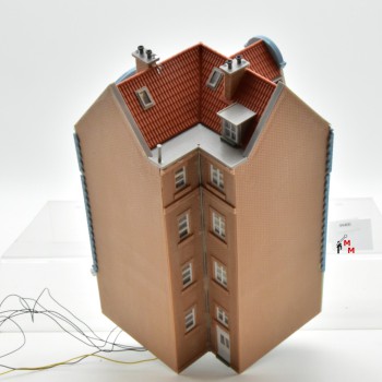 Faller 130906 130906 Stadteckhaus "Goethestrasse 63", beleuchtet, fertig gebaut, (99400)