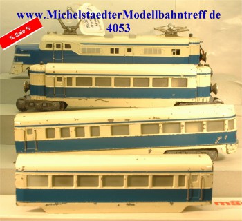 Märklin ST 800.14 Triebzug inkl. Mittelwagen ST800M.10, (4053)