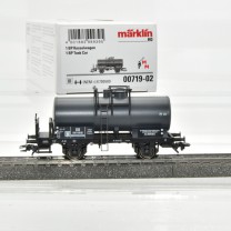 (Neu) Märklin 00719-02 Kesselwagen "BP", aus Display, (Neu) Märklin 00719-02 Kesselwagen "BP", aus Display,