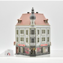 Faller 130703.2 Stadthäuser Beethovenstraße, (ein Haus), fertig gebaut, (99409) Faller 130703.2 Stadthäuser Beethovenstraße, (ein Haus), fertig gebaut, (99409)