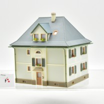 Faller 130321 Stadt-Wohnhaus "Rosenstraße 3", fertig gebaut, (99539) Faller 130321 Stadt-Wohnhaus "Rosenstraße 3", fertig gebaut, (99539)