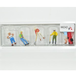 Preiser 10463 bei der Gartenarbeit, (88222)