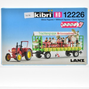 Kibri Bausatz 12226 Lanz Traktor mit Festwagen, (70178)