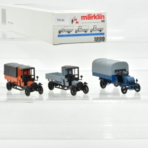 Märklin 1899 "3 Oldtimer Lieferwagen", (78146)