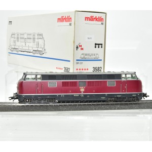 Märklin 3582 Diesellok BR 221 DB, (78153)
