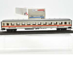 Märklin 4232 Liegewagen im Kobiverkehr der Rollenden Landstrasse, (78501)