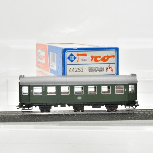 Roco 44252 3-achsiger Umbauwagen der DB, Wechselstrom, (70086)