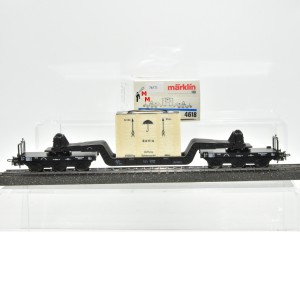 Märklin 4618.3 Tiefladewagen der DB, beladen mit abnehmbarer Kiste, (78571)
