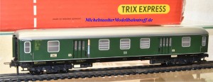 Trix Express 397 D-Zug-Packwagen der DB, (22126)