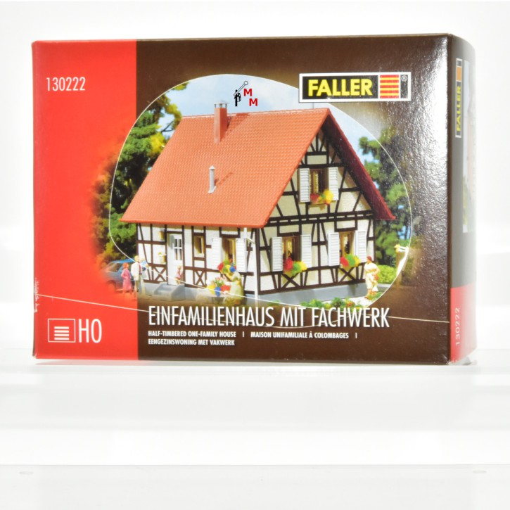 Faller H0 130222 Einfamilienhaus mit Fachwerk, (99044)