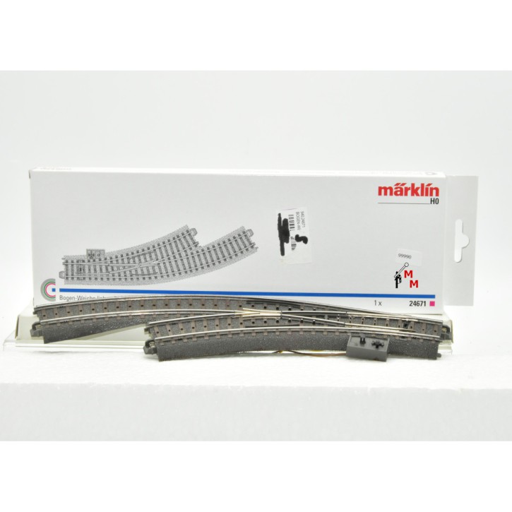 Märklin 24671 Bogenweiche links, mit Antrieb/Decoder & Bel. (99990)