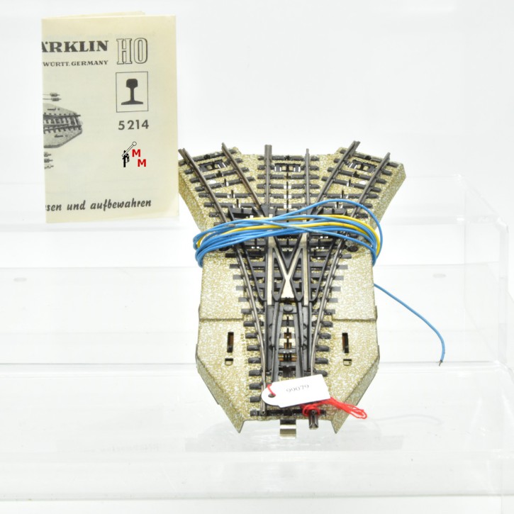 Märklin 5214 M-Drei-Wege-Weiche, (99079)