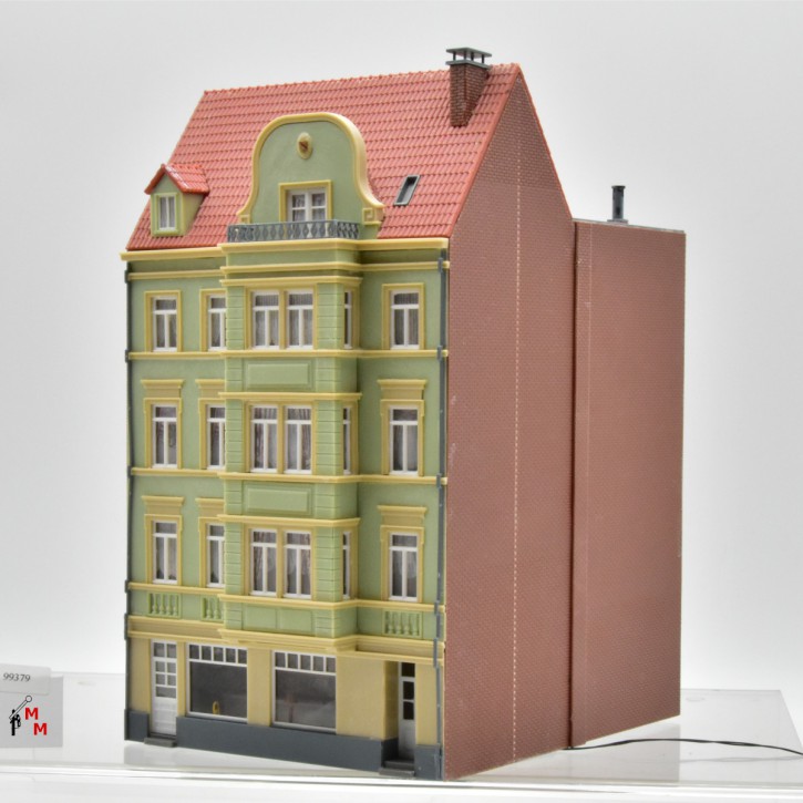 Faller 130915.3 Häuserzeile "Goethestrasse", ein Haus, beleuchtet, fertig gebaut, (99379)