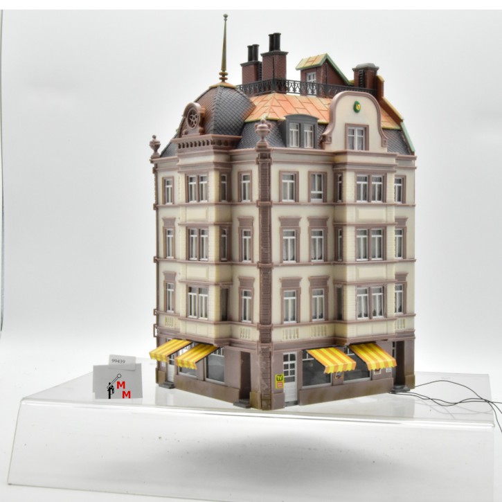 Faller 130918 Reihen-Endhaus "Goethestr. 88", beleuchtet, fertig gebaut, (99439)